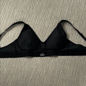 Alo Sports Bra Size M